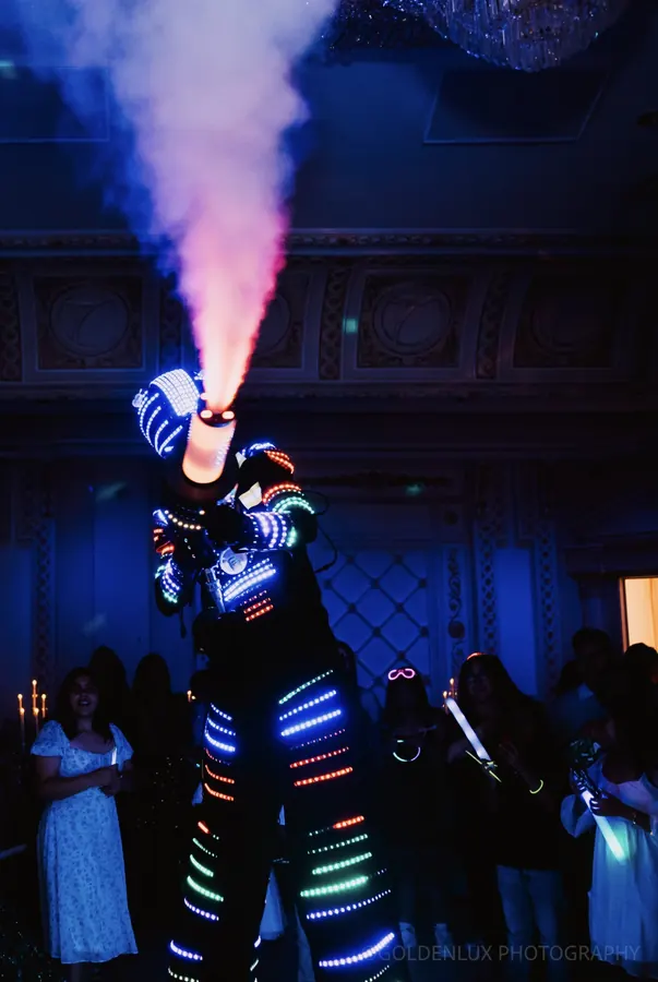 Giant LED Robot show at GTA celebration