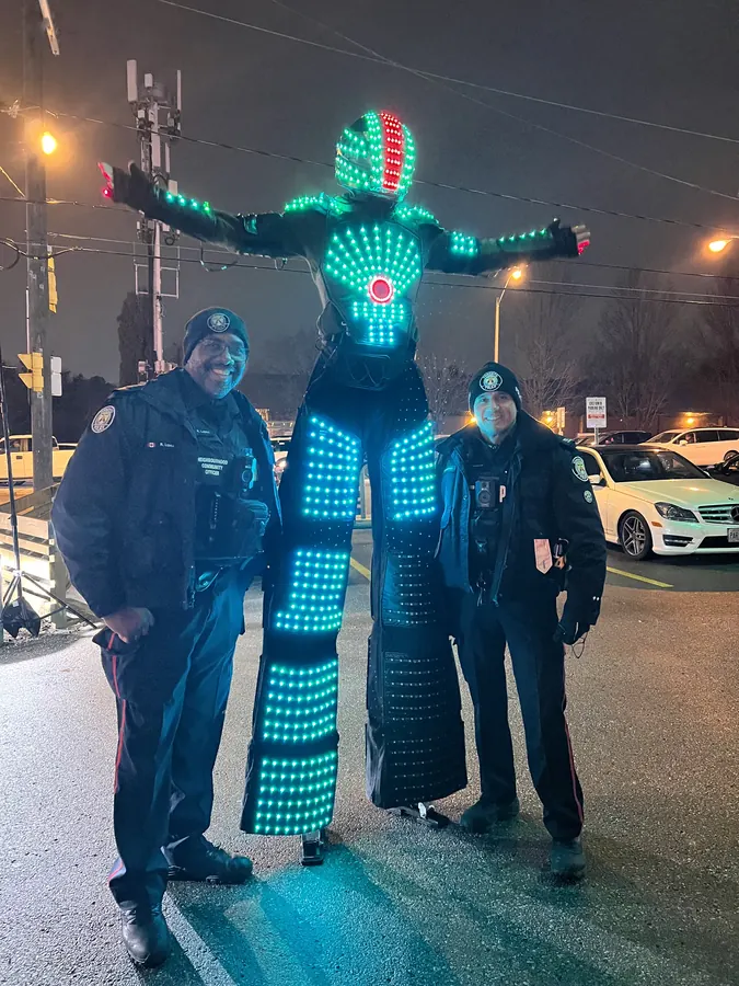 LED Robot gallery photo 17